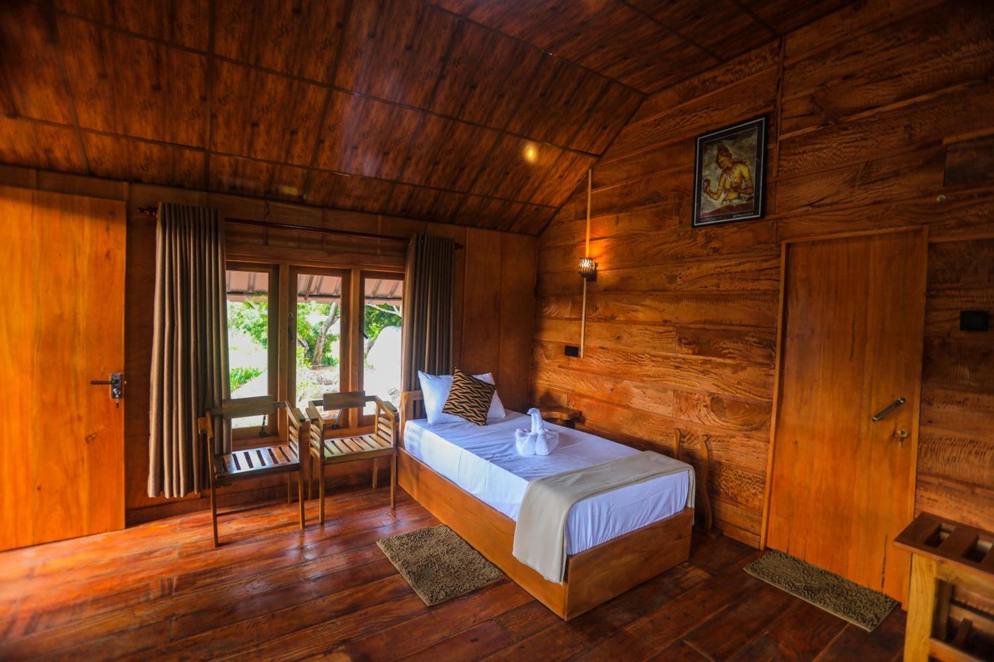 Lion Wood Treehouse Villa Talkote Екстериор снимка