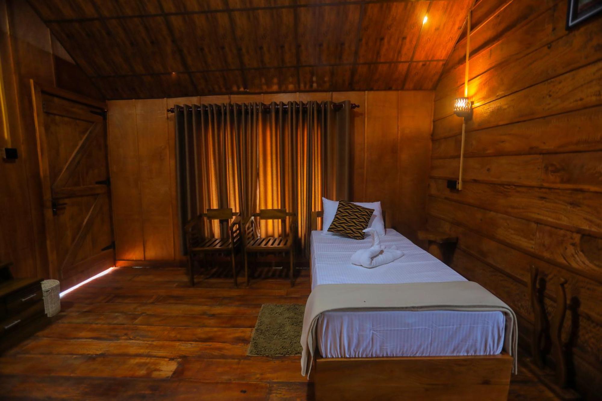 Lion Wood Treehouse Villa Talkote Екстериор снимка