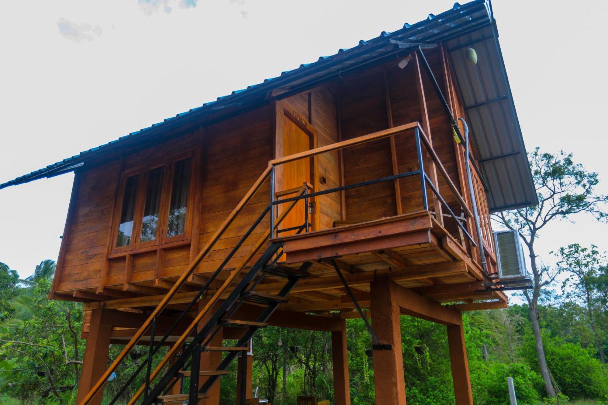 Lion Wood Treehouse Villa Talkote Екстериор снимка