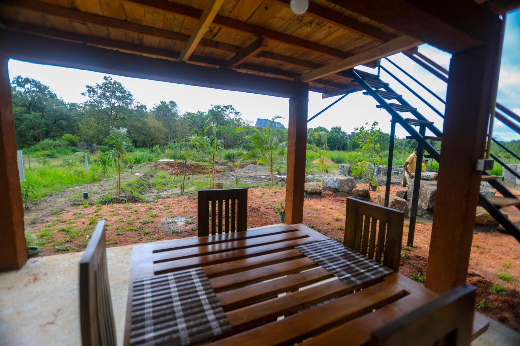 Lion Wood Treehouse Villa Talkote Екстериор снимка