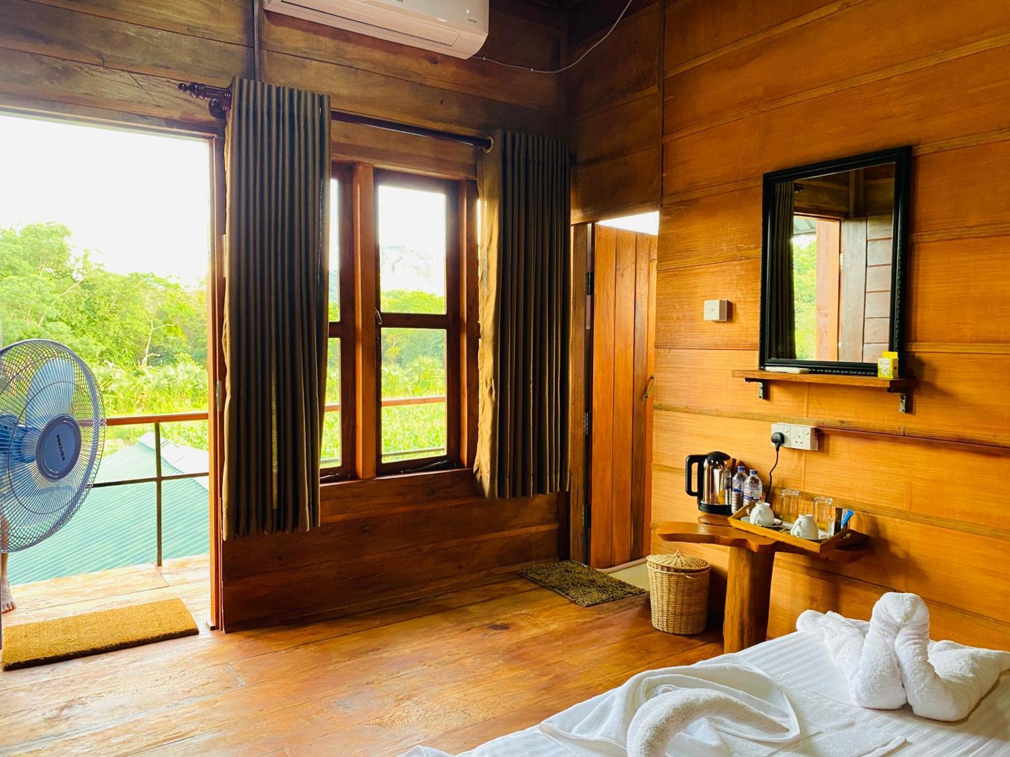 Lion Wood Treehouse Villa Talkote Екстериор снимка